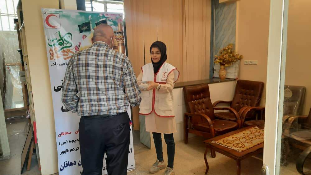 توزیع بیش از 700 کیلو گوشت گرم در میان نیازمندان دهاقانی